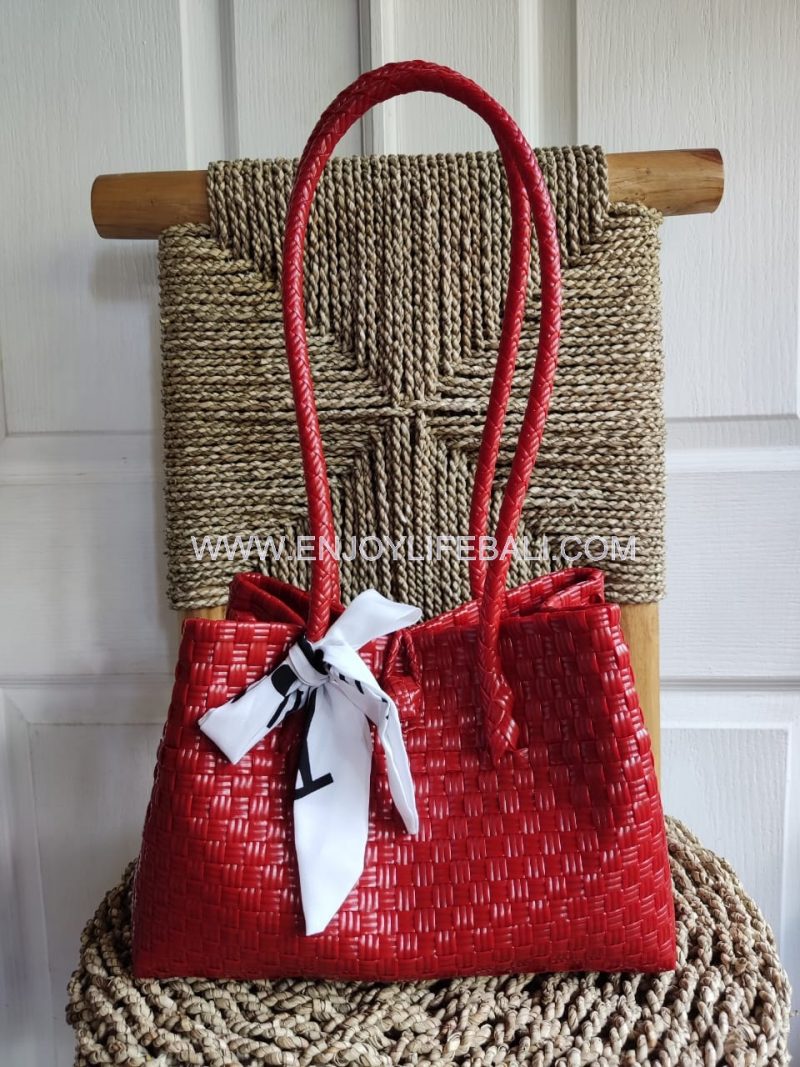 Victoria Red Bag (M)